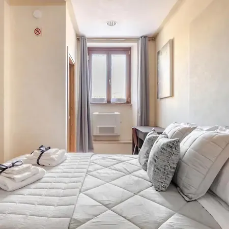 Апартаменты Piazza Bra - Refined 130 Sqm With 2 Верона