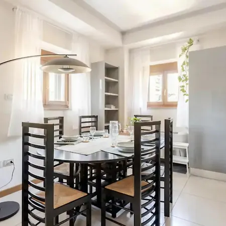 Piazza Bra - Refined 130 Sqm With 2 *