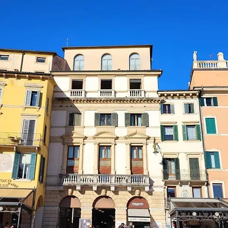Piazza Bra - Refined 130 Sqm With 2 Verona