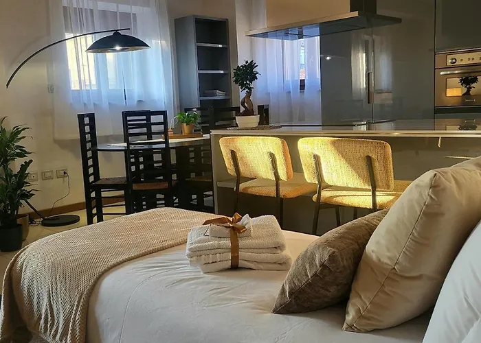 Piazza Bra - Refined 130 Sqm With 2